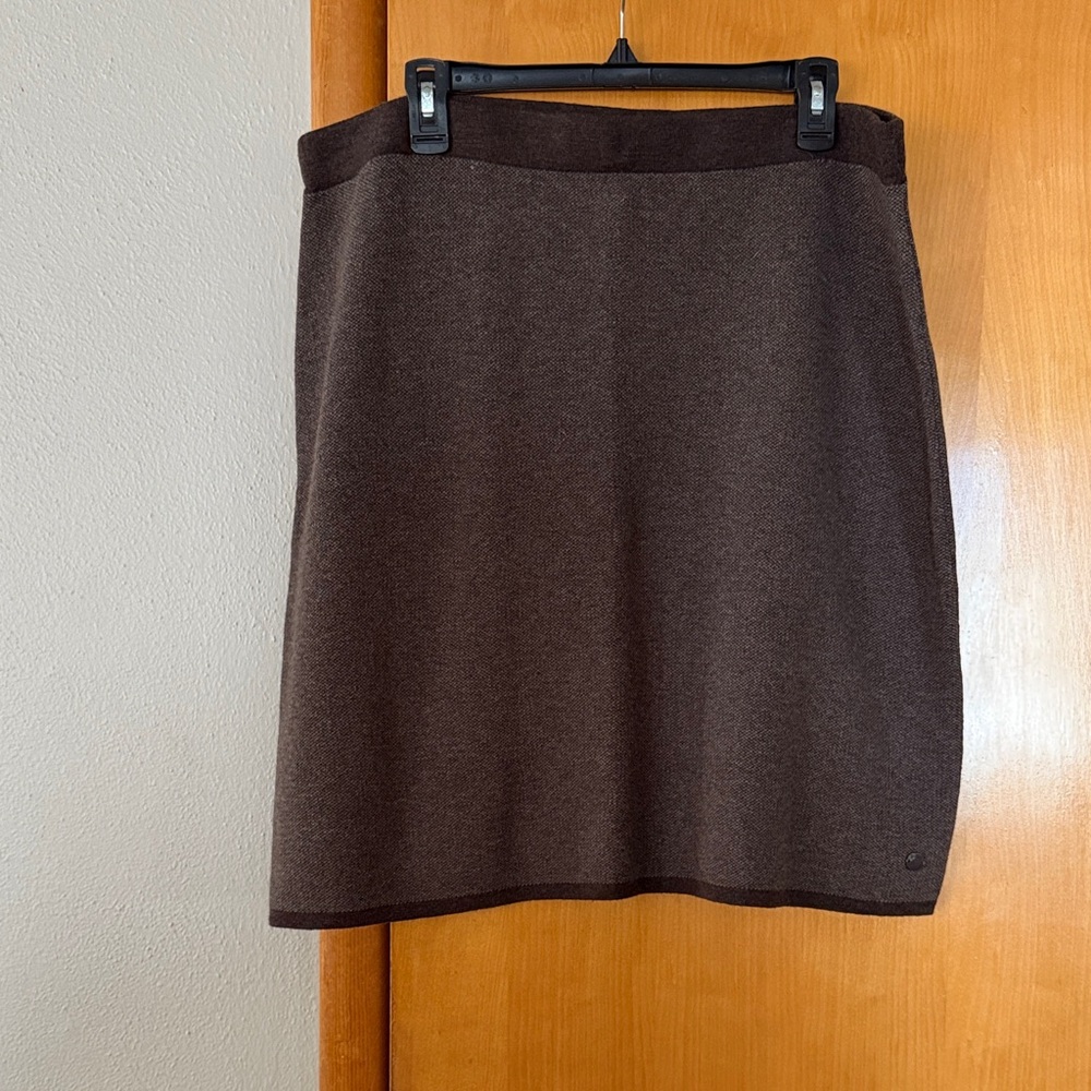 Royal Robbins Chocolate Brown sweater Skirt size xl NWT